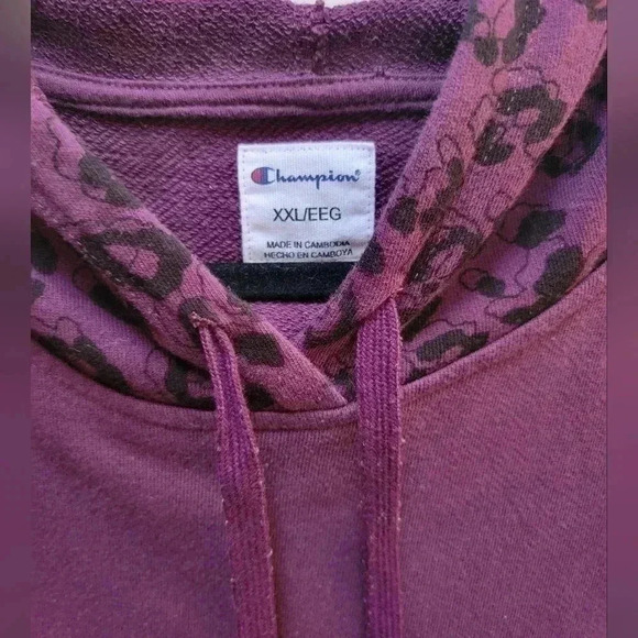 Champion Leopard Print Pullover Sweater Purple Size 2x - Picture 3 of 3